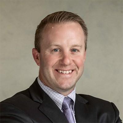 Scott Murphy -高级副总裁 & Chief Accounting Officer